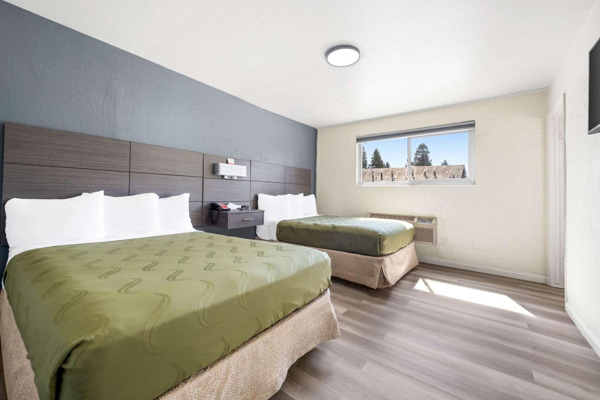 Econo Lodge Inn & Suites Heavenly Village Area South Lake Tahoe Exterior foto