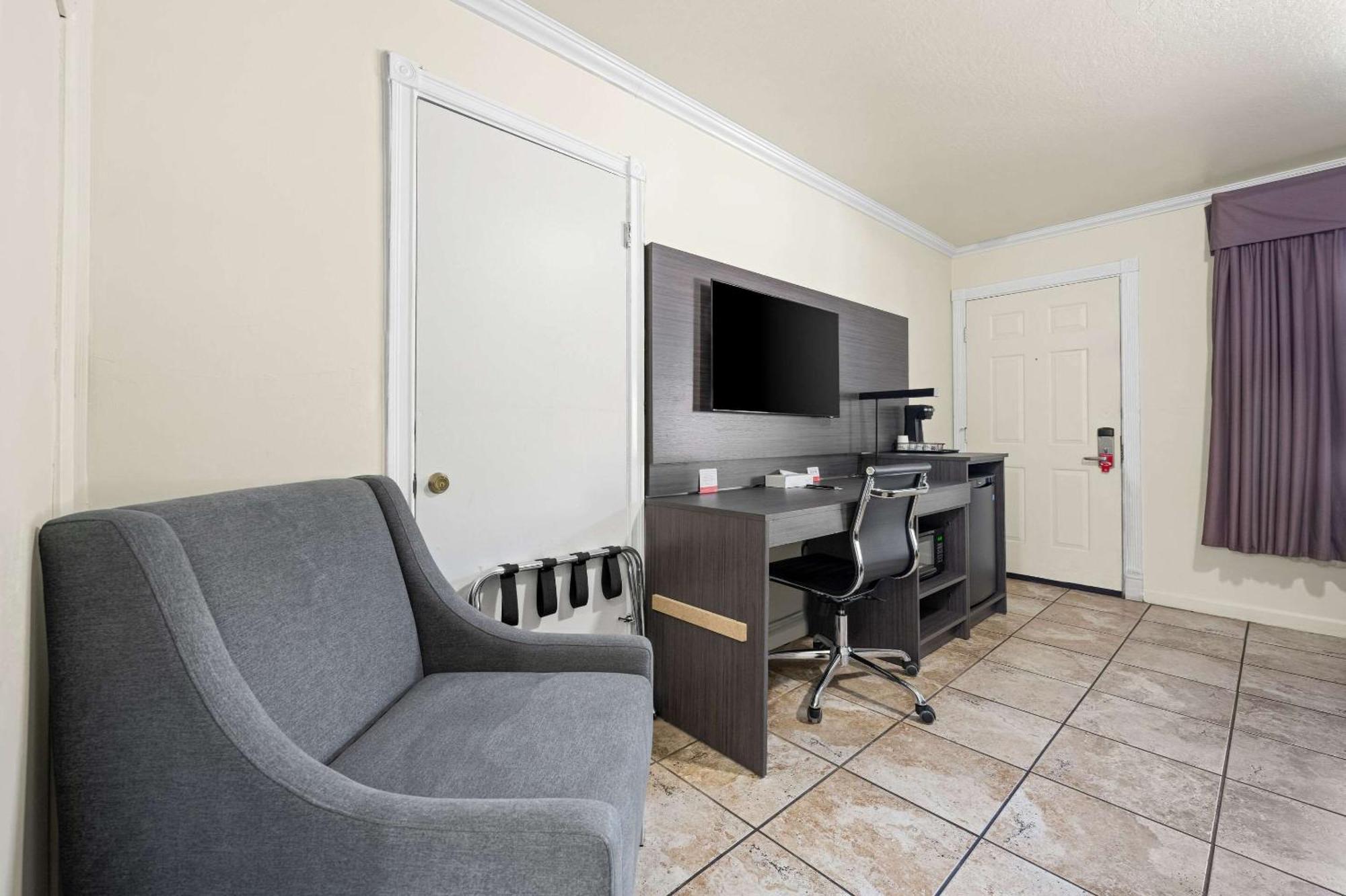 Econo Lodge Inn & Suites Heavenly Village Area South Lake Tahoe Exterior foto